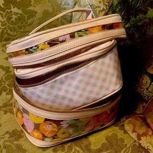 Lauren Conrad NWT set of two bloom print and gingham print makeup/toiletry cases